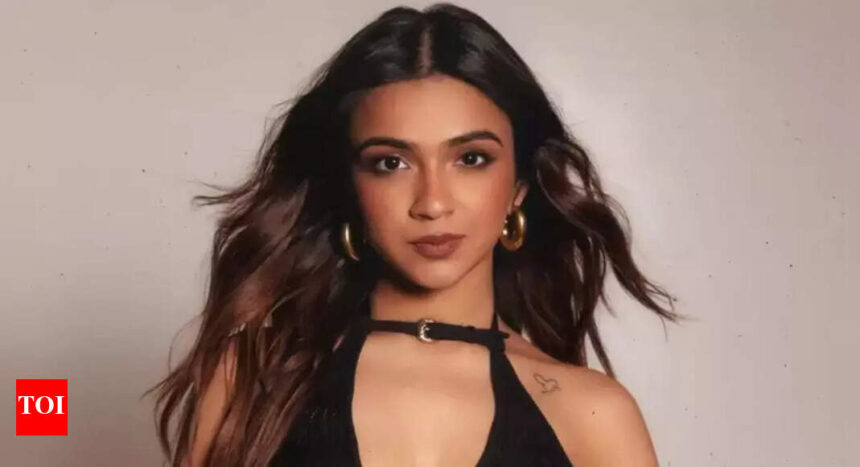 Apoorva Mukhija spends Rs 3 lakh on glow-up makeover but calls result ‘almost the same’: ‘Bhagwan ne mujhe attitude Aishwarya Rai wala diya but…’