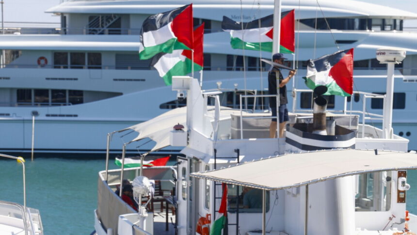 Cinque barche Flotilla per Gaza rientrate a Barcellona