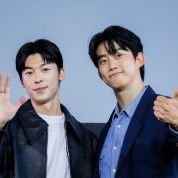 許光漢、玉澤演釜山影展夢幻聯動！兩人互誇帥氣笑說宛如「相親」