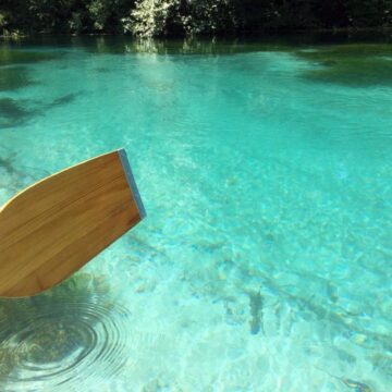 In Abruzzo c’è un fiume dove l’acqua è talmente pura che sembra finta: ho scoperto perché