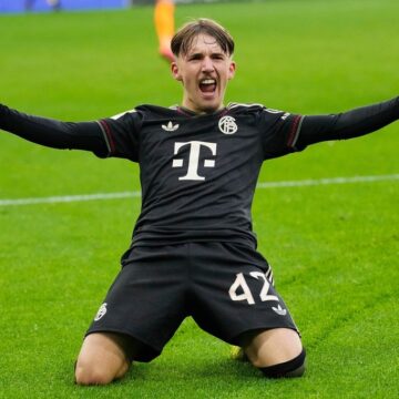 Bayern Munich teenager Karl scores again as winning run continues in the Bundesliga Bayern Munich teenager Karl scores again as winning run continues in the Bundesliga