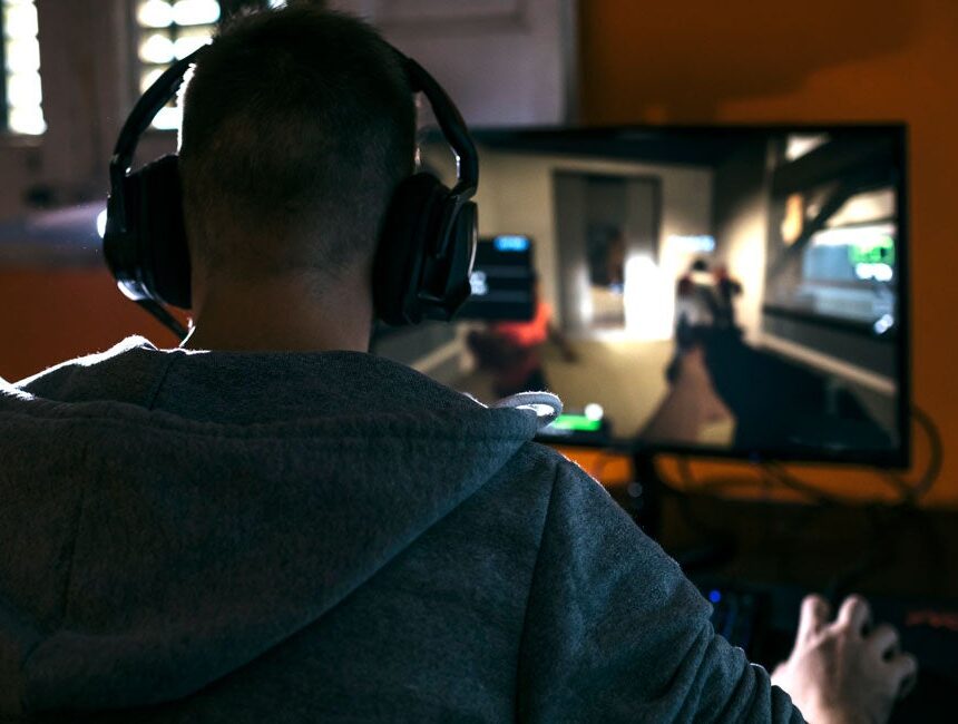 Victor Davis Hanson: The Sad, Conflicted State of Young American Men Victor Davis Hanson: The Sad, Conflicted State of Young American Men