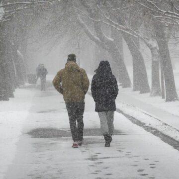 Montreal weather: Blustery with a risk of snow squalls early in the morning