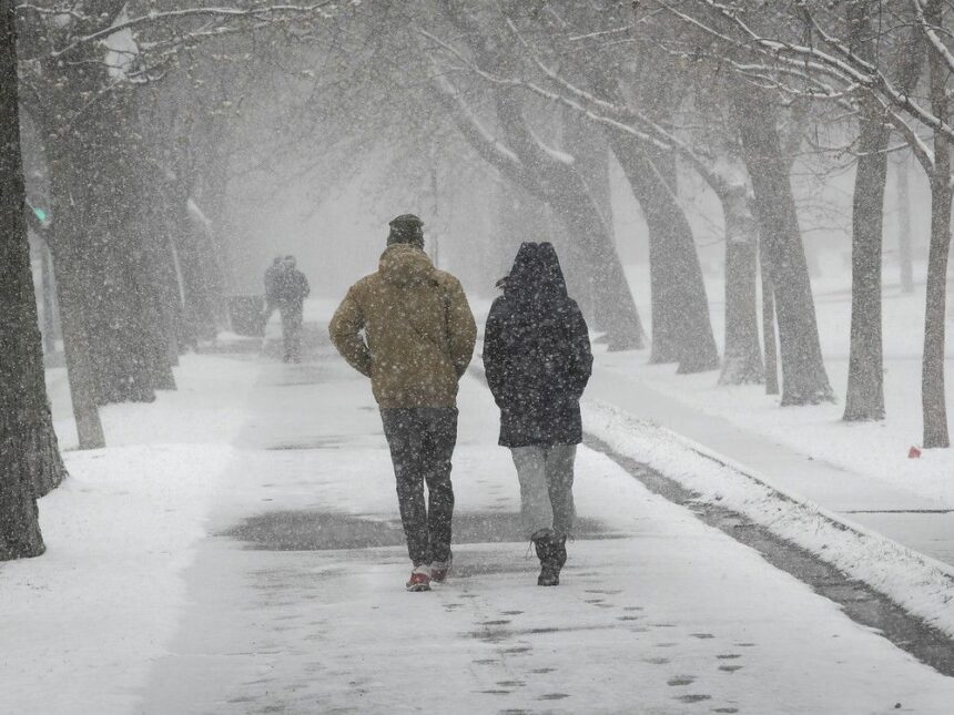 Montreal weather: Blustery with a risk of snow squalls early in the morning