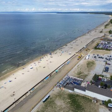 Ontario advances Wasaga Beach transfer