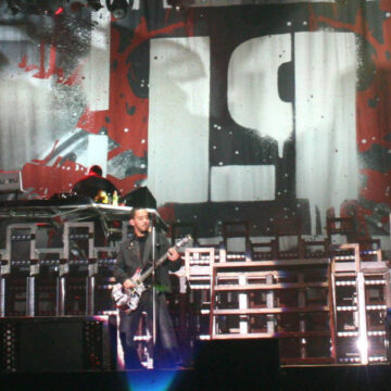 The Sound of Linkin Park: Play ‘In the End’ With Plugins, a Budget Setup, or Studio Gear!