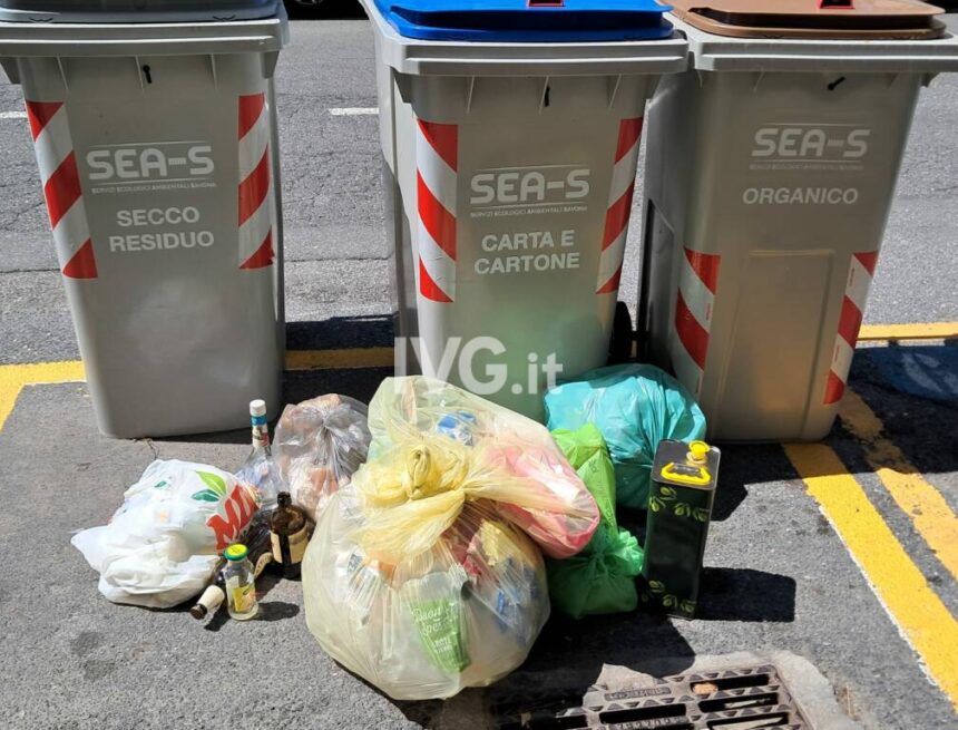 Abbandono di rifiuti a Savona: in servizio 10 ecoausiliari, telecamere mobili e controlli mirati di Sea-s e polizia locale