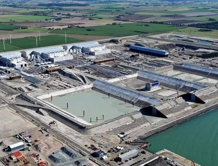 World’s longest underwater tunnel is being built with 73,000-ton blocks between Denmark and Germany