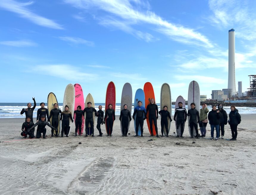 À Fukushima, faites comme les surfeurs