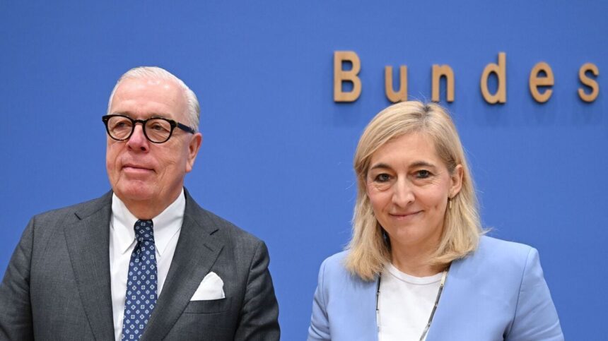 Gesundheitskosten: Ärztepräsident fordert Aufschub für Sparpaket