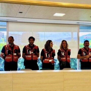 Atterrato a Firenze l’ultimo contingente dei Vigili del Fuoco italiani dal Venezuela, 5 i toscani