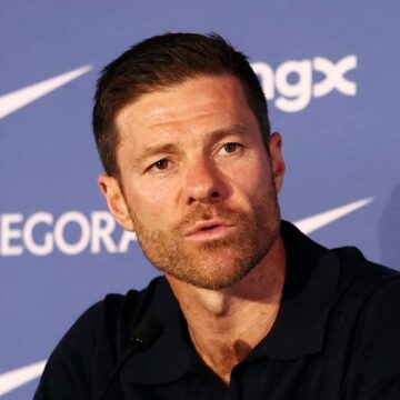 Alonso on Rogers + when World Cup players will be back