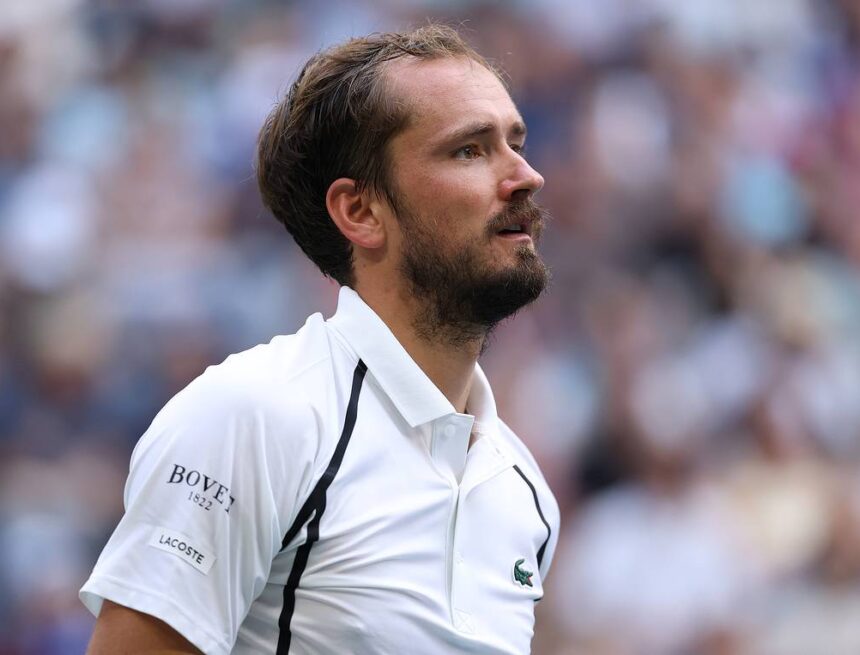 Russia’s top racquet Medvedev outduels compatriot Rublev in 2026 Hangzhou Open final Russia’s top racquet Medvedev outduels compatriot Rublev in 2026 Hangzhou Open final