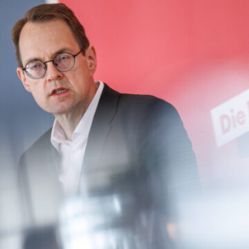 Wo bleibt der anti-totalitäre Konsens von SPD und Grünen?